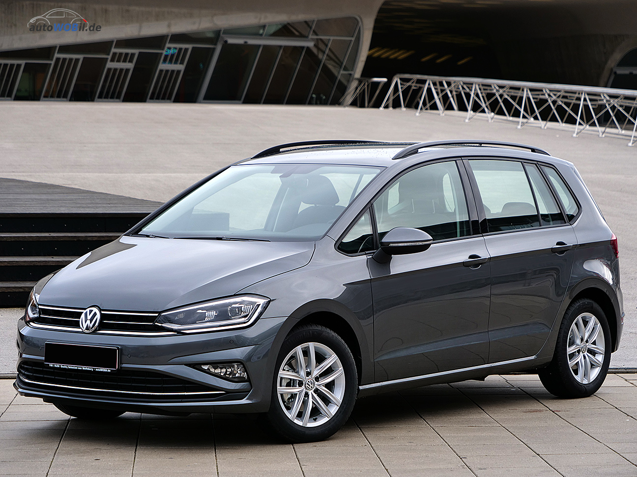 Vw Jahreswagen Volkswagen Tageszulassungen Und Neuwagen Sowie Werksdienstwagen Gunstig Direkt In Wolfsburg Kaufen Autowobil Jahreswagenzentrale