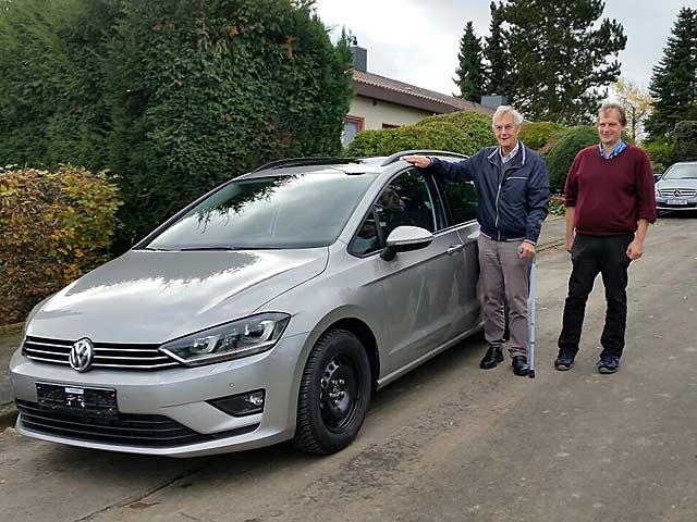 VW Neuwagen Golf Sportsvan aus Wolfsburg günstiger - www.autoWOBil.de